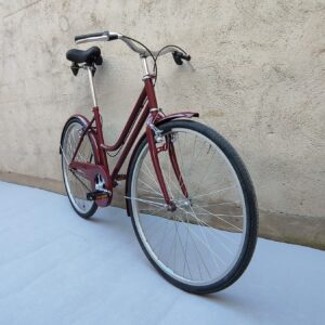 Bicicleta urbana 1V restaurada rojo carruajes